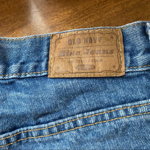 Old Navy Shorts - Picture 3 of 9